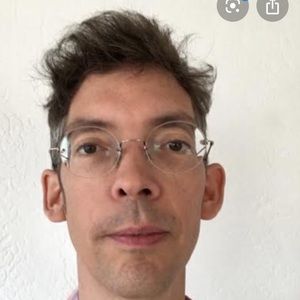 Meet your Posher, Devin